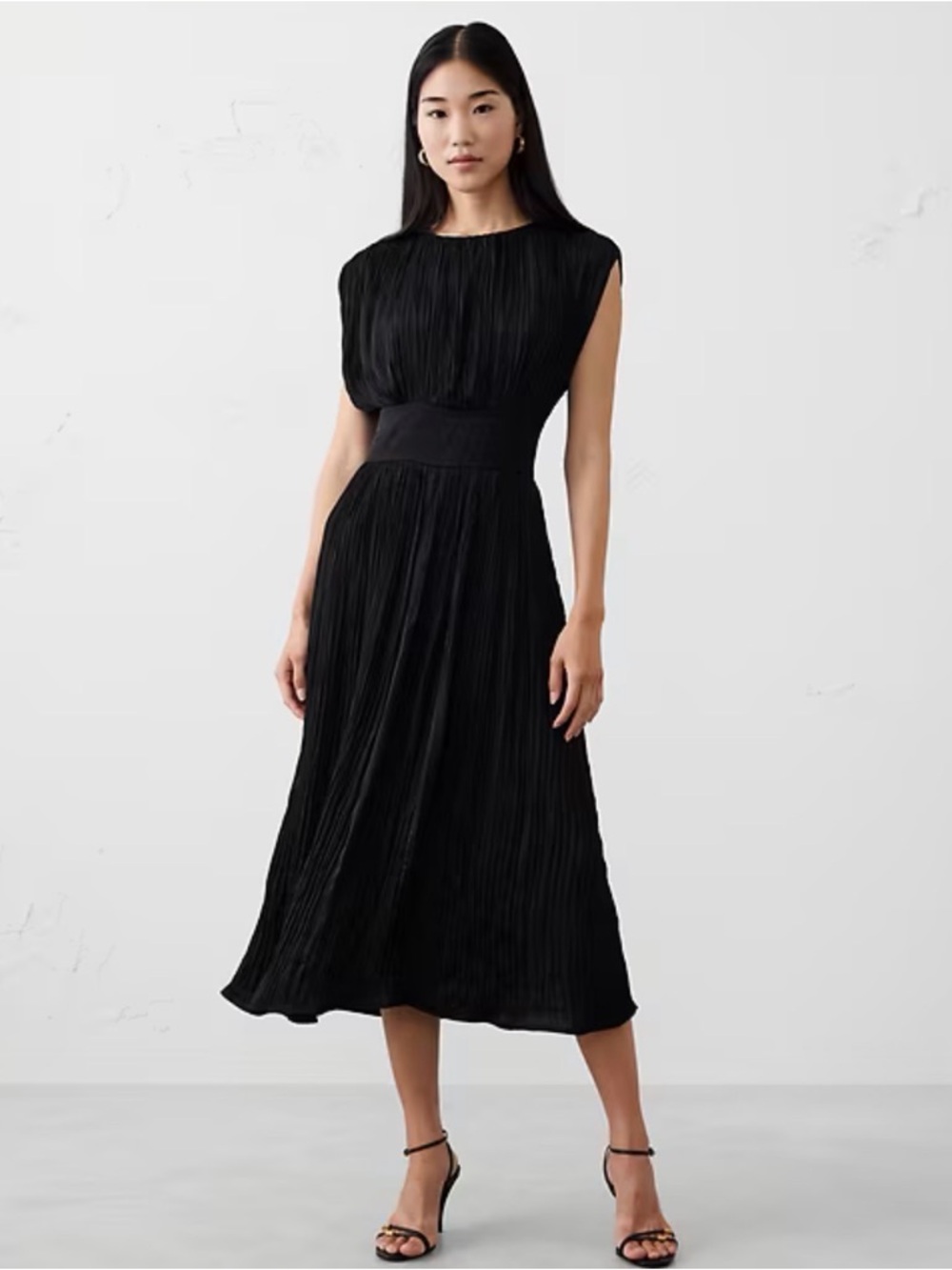 Banana Republic Factory Black Pleated Midi Dress